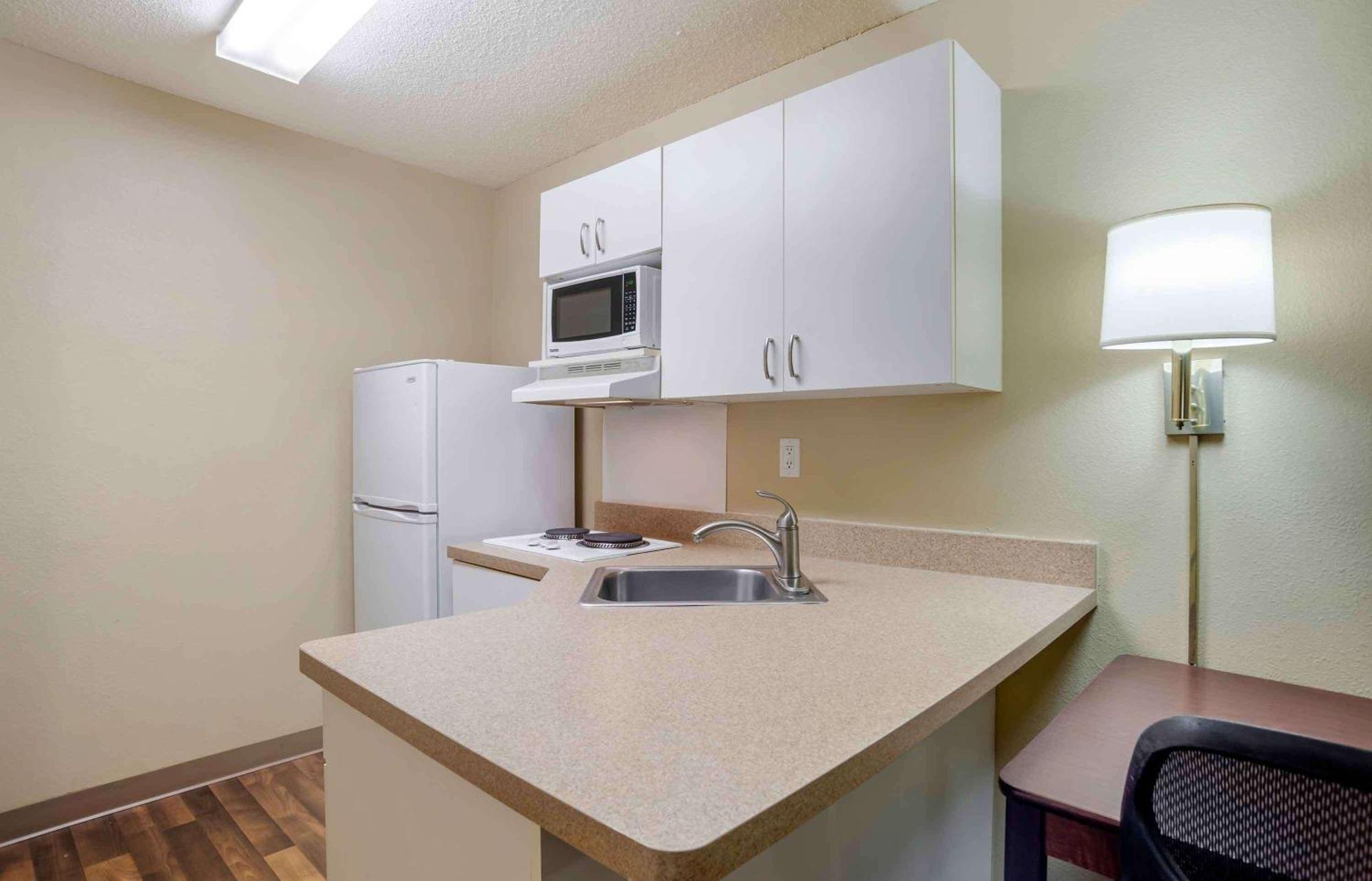 Extended Stay America Suites - Huntsville - Us Space And Rocket Center Eksteriør billede