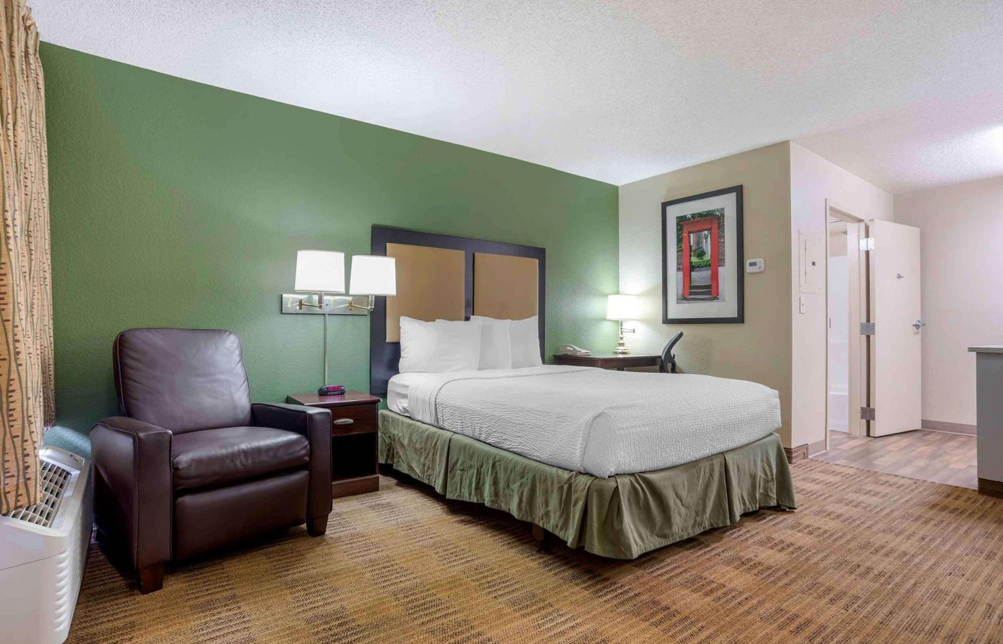Extended Stay America Suites - Huntsville - Us Space And Rocket Center Eksteriør billede
